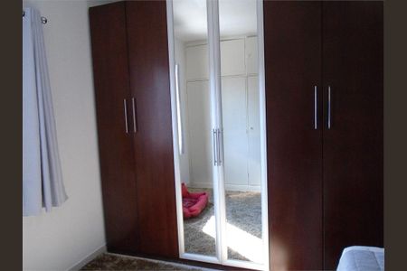 Casa à venda com 300m², 2 quartos e 2 vagas