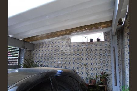 Casa à venda com 300m², 2 quartos e 2 vagas