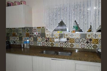Casa à venda com 300m², 2 quartos e 2 vagas