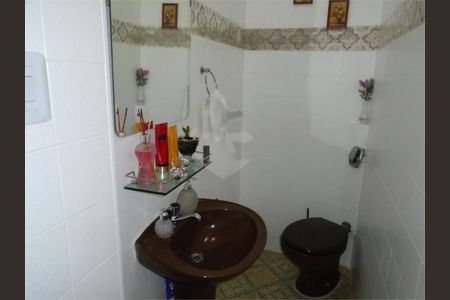 Casa à venda com 300m², 2 quartos e 2 vagas