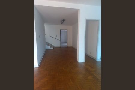 Casa à venda com 180m², 3 quartos e 2 vagas