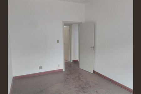 Casa à venda com 180m², 3 quartos e 2 vagas