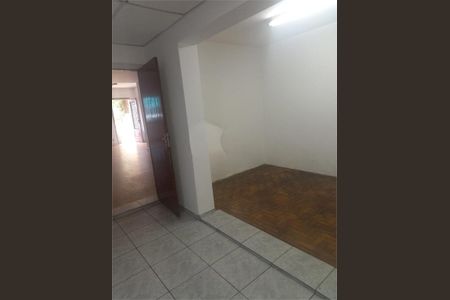 Casa à venda com 180m², 3 quartos e 2 vagas