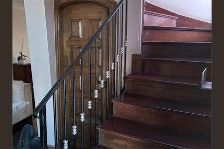 Casa à venda com 105m², 3 quartos e 2 vagas