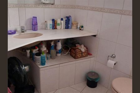Casa à venda com 105m², 3 quartos e 2 vagas