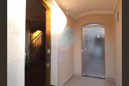 Casa à venda com 105m², 3 quartos e 2 vagas
