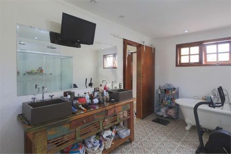 Casa à venda com 395m², 5 quartos e 4 vagas