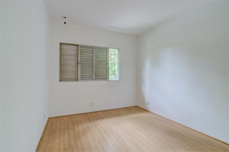 Casa à venda com 380m², 4 quartos e 3 vagas