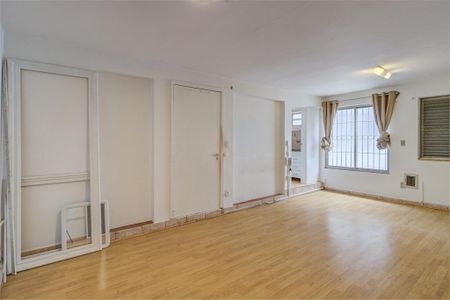 Casa à venda com 380m², 4 quartos e 3 vagas