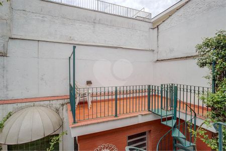 Casa à venda com 380m², 4 quartos e 3 vagas