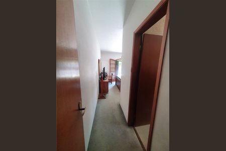 Casa à venda com 204m², 3 quartos e 2 vagas