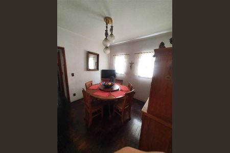 Casa à venda com 204m², 3 quartos e 2 vagas