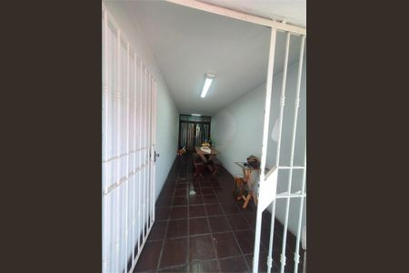 Casa à venda com 204m², 3 quartos e 2 vagas
