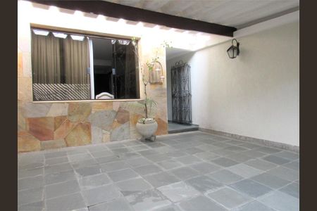 Casa à venda com 158m², 3 quartos e 2 vagas