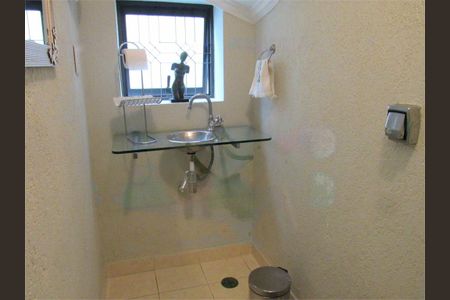Casa à venda com 158m², 3 quartos e 2 vagas