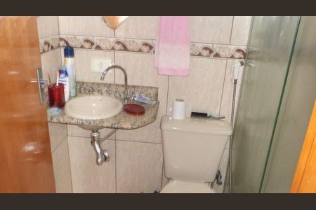 Casa à venda com 142m², 2 quartos e 2 vagas
