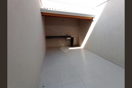 Casa à venda com 88m², 3 quartos e 2 vagas