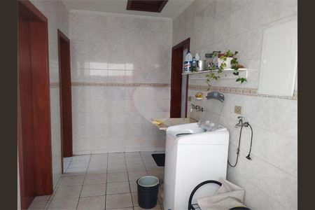 Casa à venda com 261m², 4 quartos e 5 vagas
