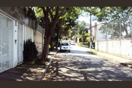 Casa à venda com 250m², 3 quartos e 4 vagas