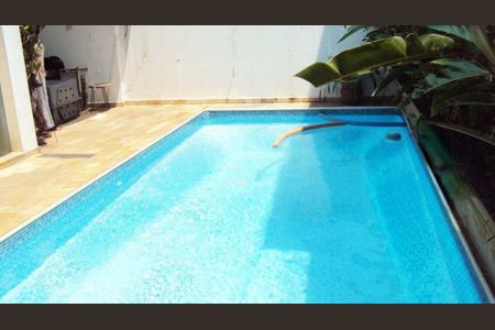Casa à venda com 250m², 3 quartos e 4 vagas