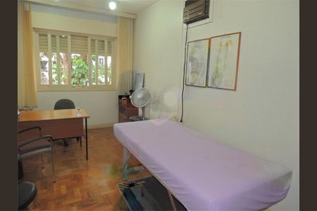 Casa à venda com 160m², 3 quartos e 3 vagas