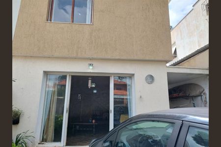 Casa à venda com 131m², 3 quartos e 2 vagas