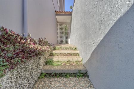 Casa à venda com 211m², 3 quartos e 2 vagas