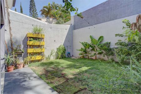 Casa à venda com 211m², 3 quartos e 2 vagas