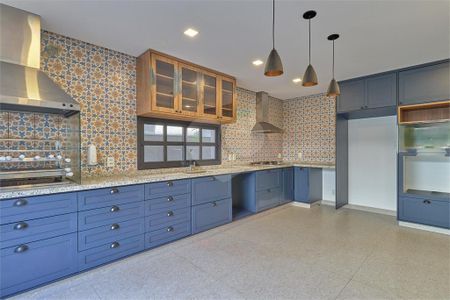 Casa à venda com 211m², 3 quartos e 2 vagas