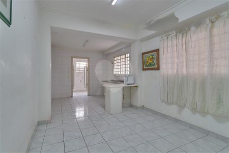 Casa à venda com 157m², 3 quartos e 2 vagas
