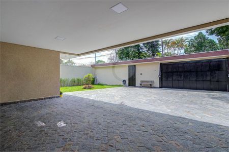 Casa à venda com 450m², 6 quartos e 8 vagas
