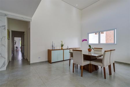 Casa à venda com 450m², 6 quartos e 8 vagas