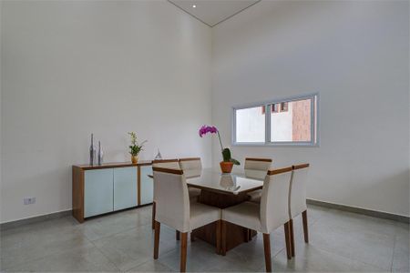 Casa à venda com 450m², 6 quartos e 8 vagas