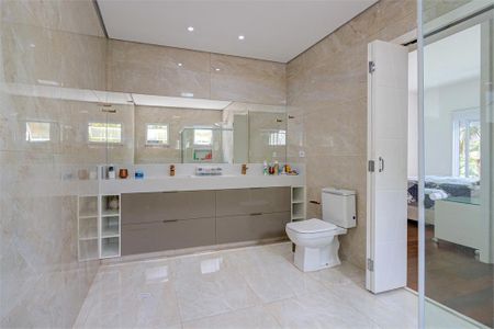 Casa à venda com 450m², 6 quartos e 8 vagas