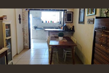 Casa à venda com 130m², 2 quartos e 1 vaga