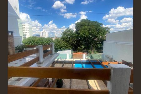 Casa à venda com 255m², 3 quartos e 5 vagas