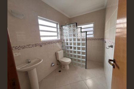 Casa à venda com 270m², 3 quartos e 5 vagas