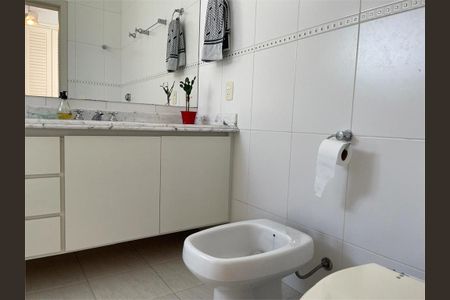 Casa à venda com 187m², 4 quartos e 2 vagas
