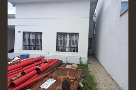 Casa à venda com 243m², 1 quarto e 8 vagas