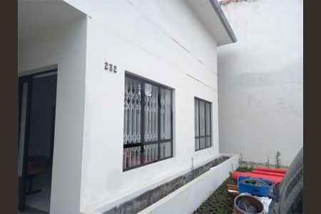 Casa à venda com 243m², 1 quarto e 8 vagas