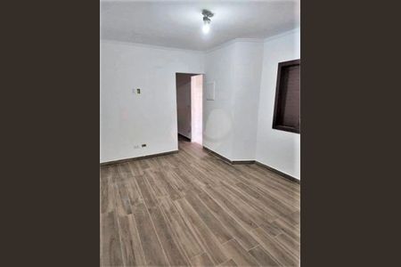 Casa à venda com 161m², 3 quartos e 2 vagas