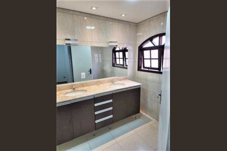 Casa à venda com 161m², 3 quartos e 2 vagas