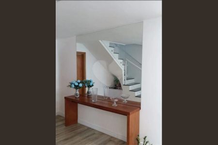 Casa à venda com 114m², 2 quartos e 1 vaga