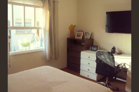 Casa à venda com 196m², 3 quartos e 3 vagas