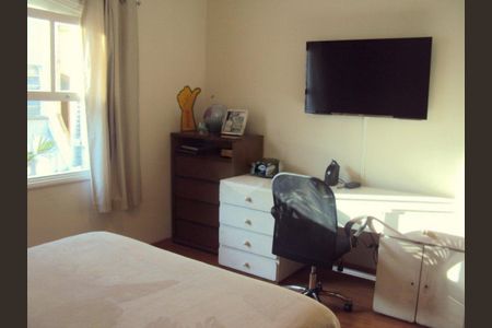 Casa à venda com 196m², 3 quartos e 3 vagas