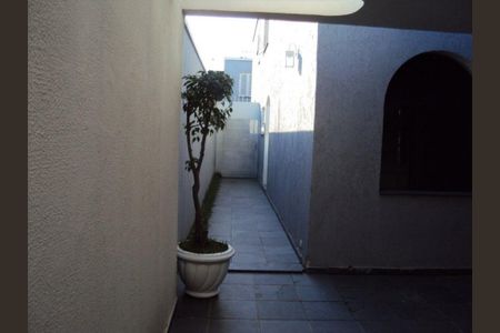 Casa à venda com 196m², 3 quartos e 3 vagas