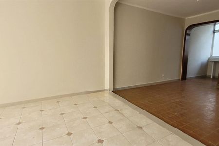 Casa à venda com 100m², 3 quartos e 2 vagas