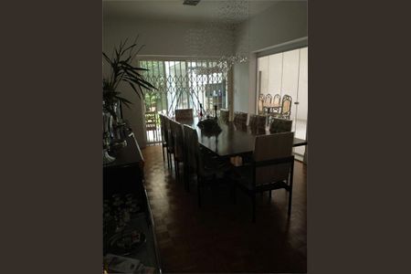 Casa à venda com 108m², 2 quartos e 2 vagas