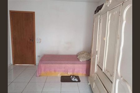 Casa à venda com 108m², 2 quartos e 2 vagas