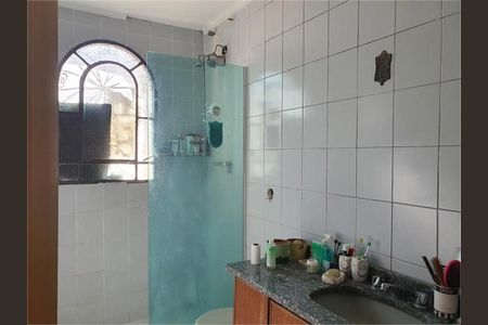 Casa à venda com 180m², 3 quartos e 2 vagas